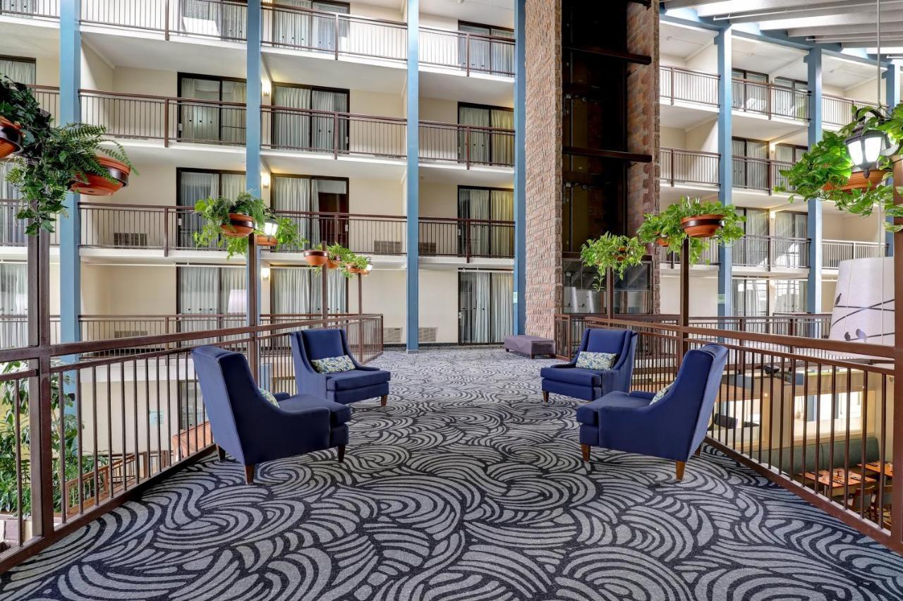 Holiday Inn Guelph Hotel & Conference Centre, An Ihg Hotel Buitenkant foto