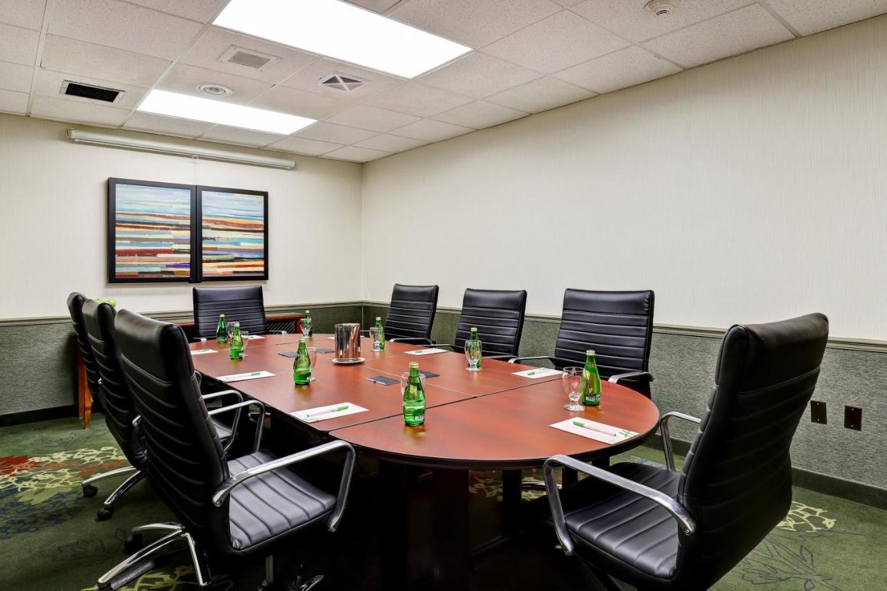 Holiday Inn Guelph Hotel & Conference Centre, An Ihg Hotel Buitenkant foto