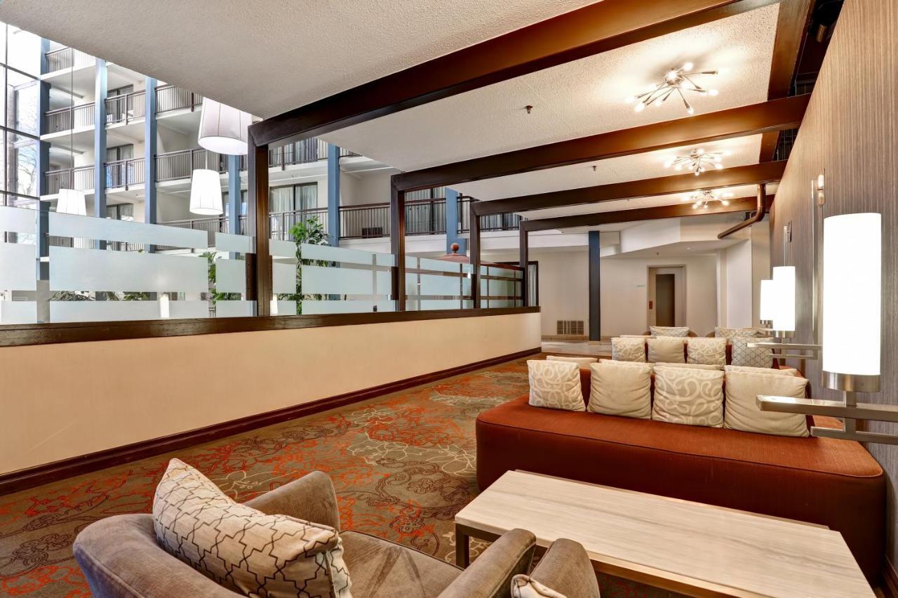Holiday Inn Guelph Hotel & Conference Centre, An Ihg Hotel Buitenkant foto