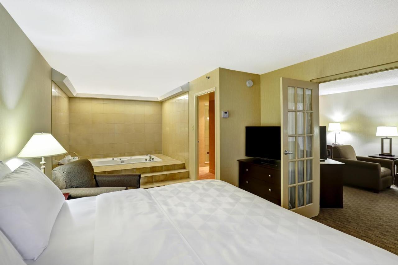 Holiday Inn Guelph Hotel & Conference Centre, An Ihg Hotel Buitenkant foto